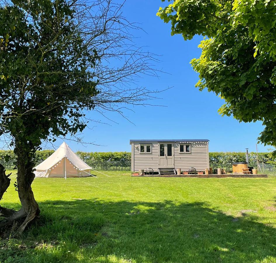 Old King William Shepherd Huts And Private Hot Tubs In North Norfolk Hunworth Dış mekan fotoğraf